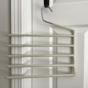 Heavy durable sturdy pant hanger